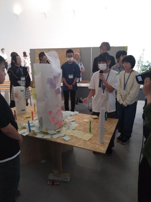 発表する様子4