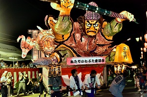写真：長沼まつりの様子
