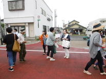 写真：街頭啓発活動