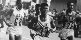 写真：円谷幸吉 東京五輪マラソンの様子