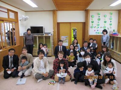 写真：1歳児クラスへ10名が進級