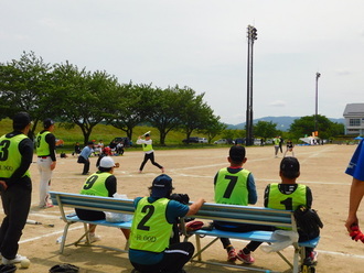 小塩江地区市民球技大会の様子