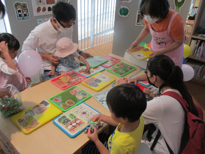 親子でお弁当づくり