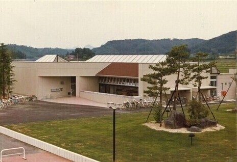 昭和60年当時の岩瀬村図書館の写真