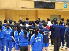 バドミントン休日部活動の様子