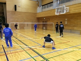 バドミントン休日部活動の様子