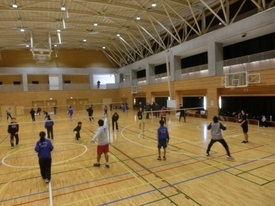 バドミントン休日部活動の様子