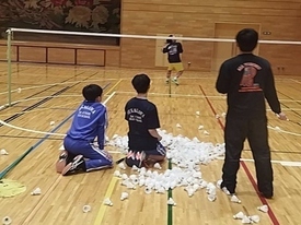 バドミントン休日部活動の様子