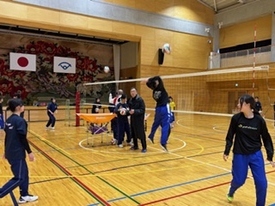 バレーボール休日部活動の様子