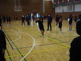 バスケットボール休日部活動の様子