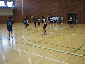 バスケットボール休日合同部活動の様子