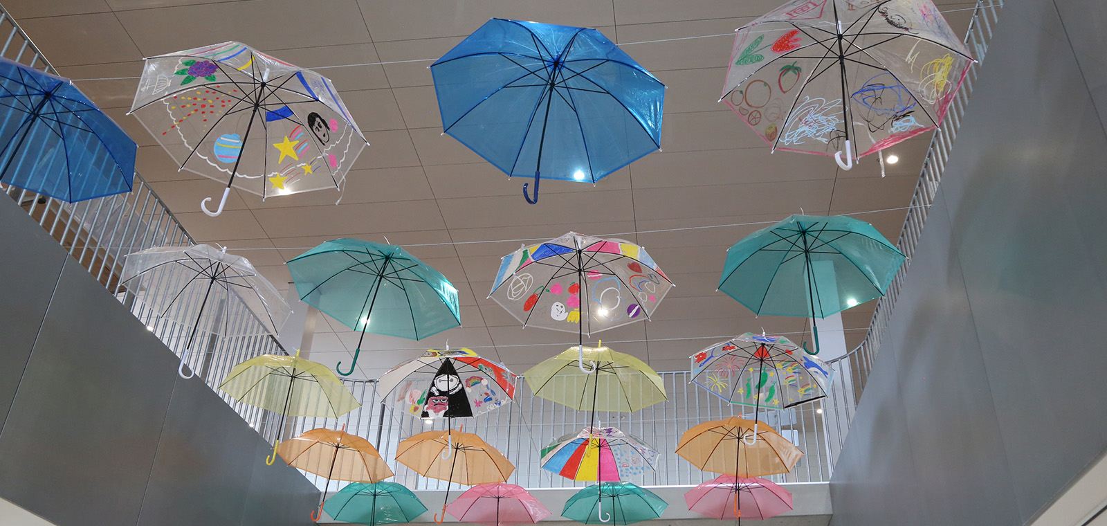 令和7年アンブレラスカイ展示