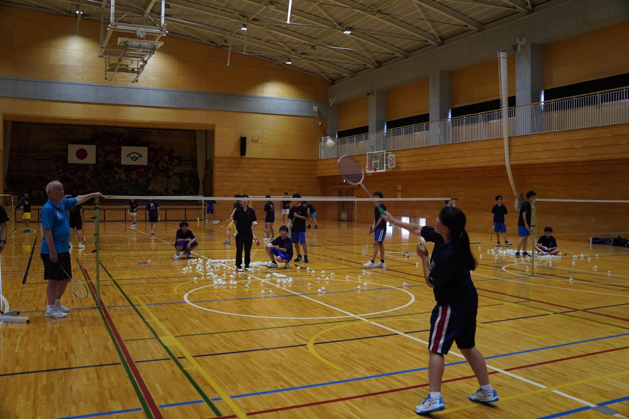 バドミントン休日合同部活動の写真（その4）