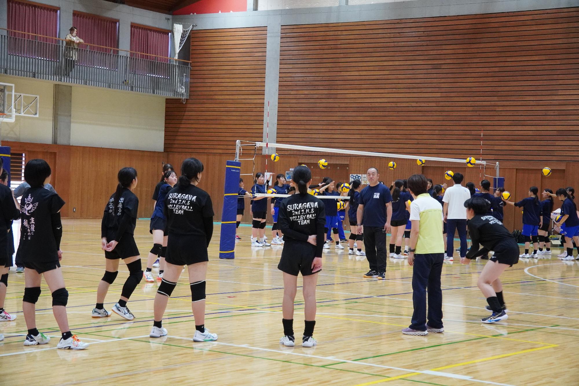 バレーボール休日合同部活動の写真（その2）
